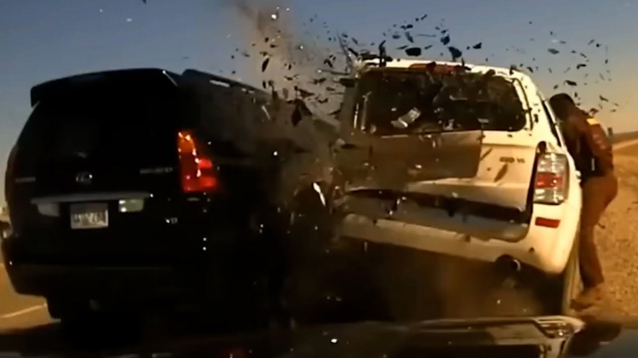 Laughing At The WORST Drivers EVER