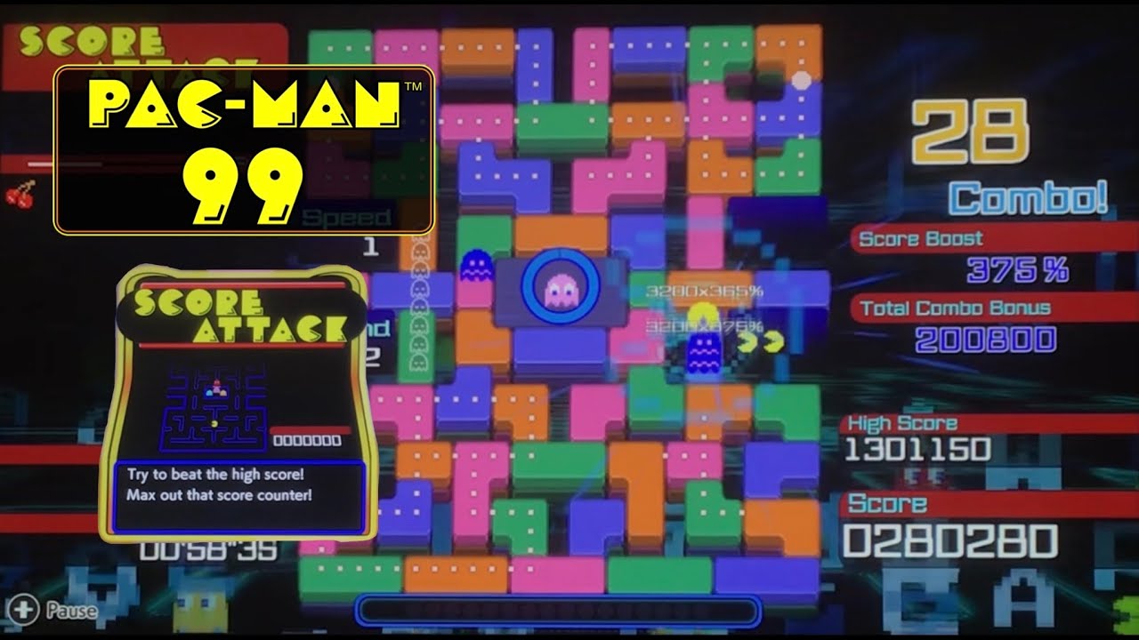 Playing Score Attack in Pac-Man 99 - YouTube