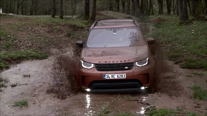 LAND ROVER DISCOVERY 5  ***EXTREME OFFROADING*** Full Stock