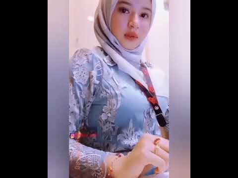 TikTok gadis baju kurung