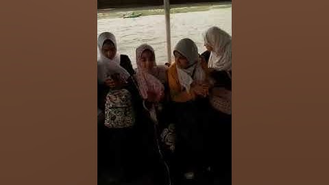 هذا مقطع فيديو للتلاميذ الذين شاركوا في مسابقة الأزهر في حفظ القرآن الكريم في منطقة المنيا الأزهرية