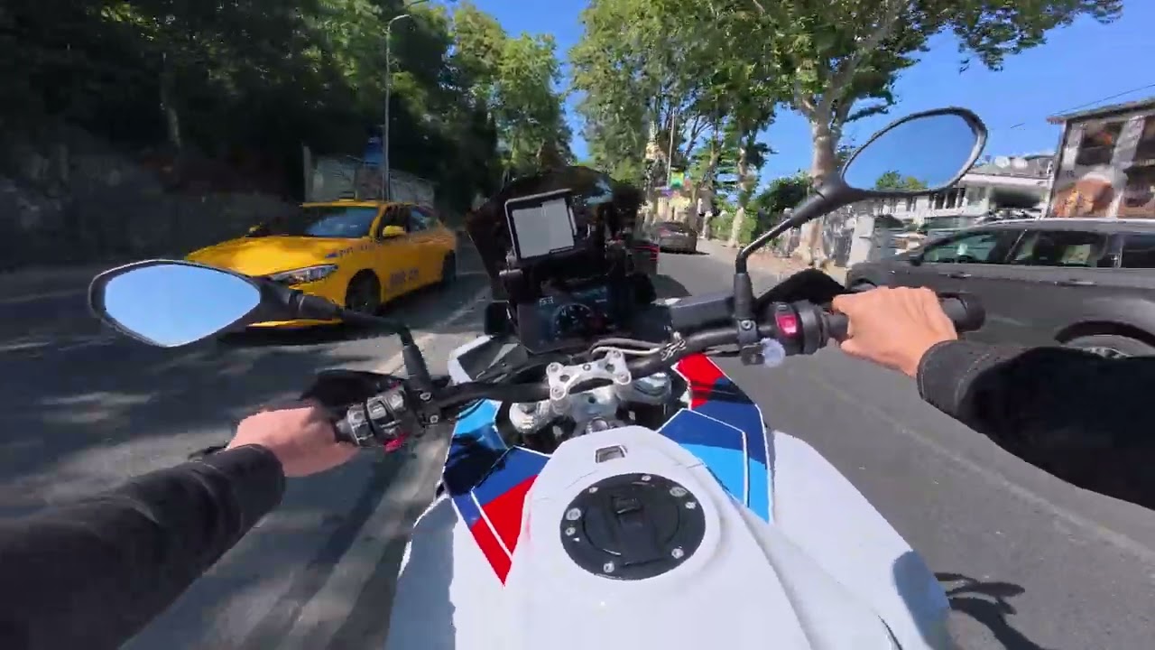 #64 - S1000XR Sürdük. Heyecandan Bi Şeyleri Arkamızda Bıraktık. Öyle Hızlı Bi Motor