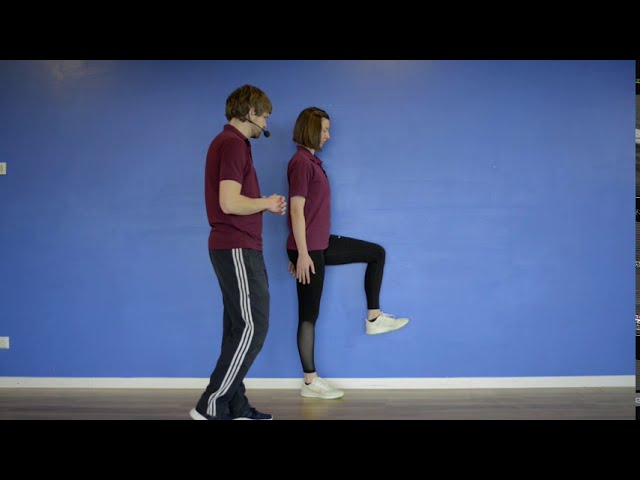 bungen nach Hftprothesen-OP  Erklrvideo