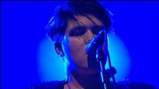 The XX - Islands (Live at Glastonbury 26-6-2010)