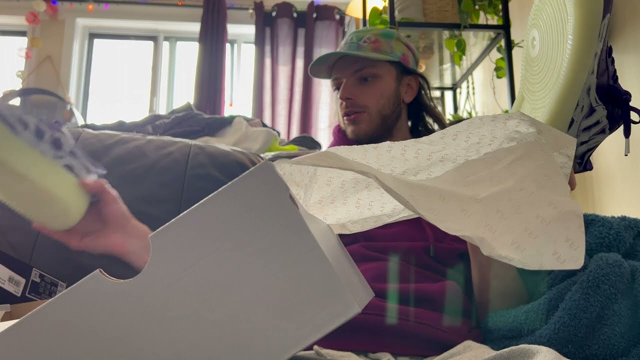 Nike Air Force 1 '07  'SKELETON' *UNBOXING+On-Feet* (GLOW IN THE DARK)