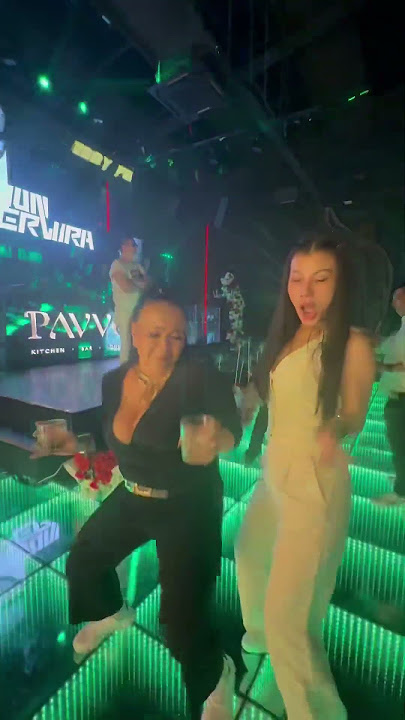 Seasik itu joget bareng mami ipel