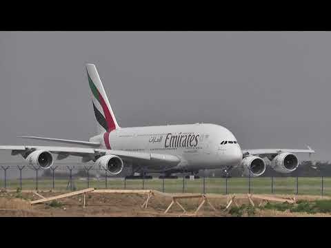 A380 take-off GREAT engine SOUND!