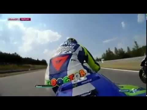 Vidéo: MotoGP République Tchèque 2013 : le coup d'Ernest