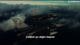 hadi gülüm yandan yandan, biz korkmayız ondan bundan