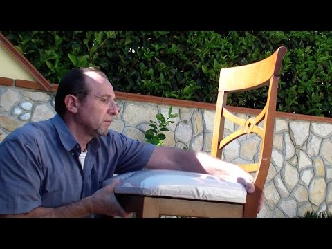 Come tappezzare una vecchia sedia. How to upholster an old chair
