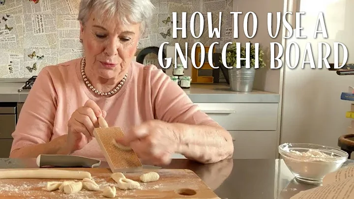 How to Use a Gnocchi Board - Mamma Giuliana