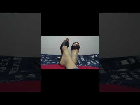 Black Mule Right Foot Clicking! Loud ASMR Heel Play 🔊🧦 #cozy #foot #feet