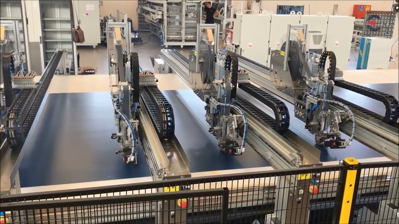 SM-370-HA | Static bed welding and cutting machine for truck curtains