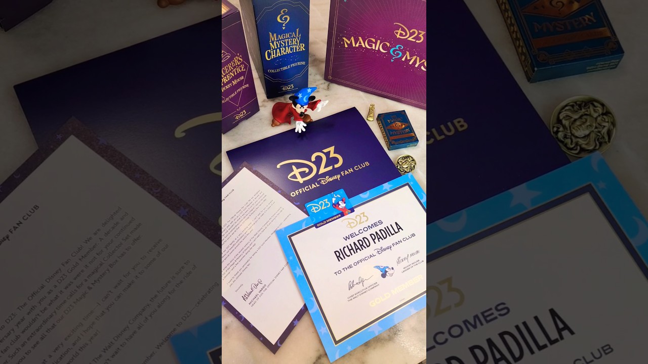 D23 GOLDMEMBER 2024 COLLECTORS SET. 