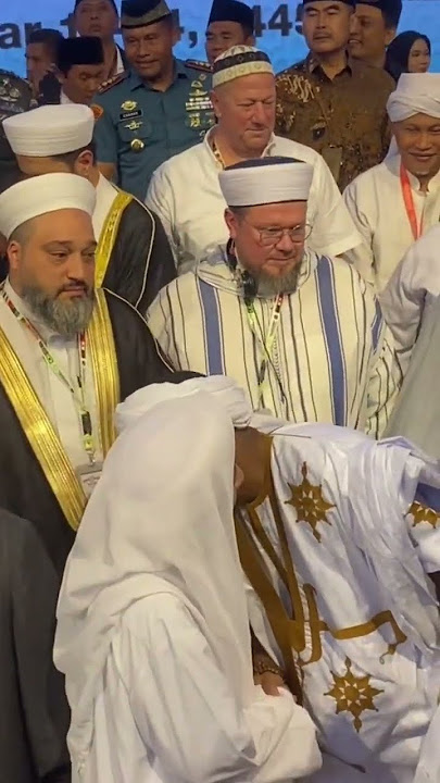 Habib Luthfi bersama Ulama Sufi dunia #habibluthfi #shorts #baalawi