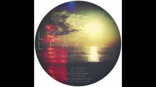 LIGHT LEAK: TOSKANA