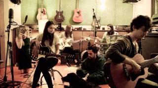 Video thumbnail of "Tashaki Miyaki - Heartbeat (Buddy Holly Cover)"