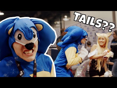 Sonic Looks For Tails At WonderCon