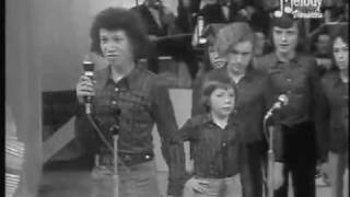Video thumbnail of "Les Poppys - L'école Est Finie - 1972"