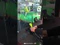 Стреляют в лобовое стекло 😳 Плёнка, которая реально защищает #доставкаизкитая #бронепленка #карго