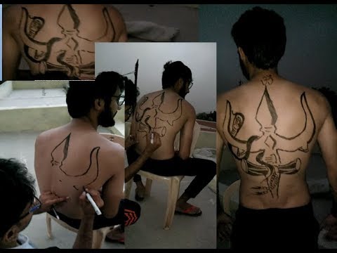 Kunal Kemmu gets a Shivaay tattoo