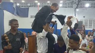Bro Alpha Bill Met Le Feu Il Est Ressuscité Au Gstab De Kinshasa