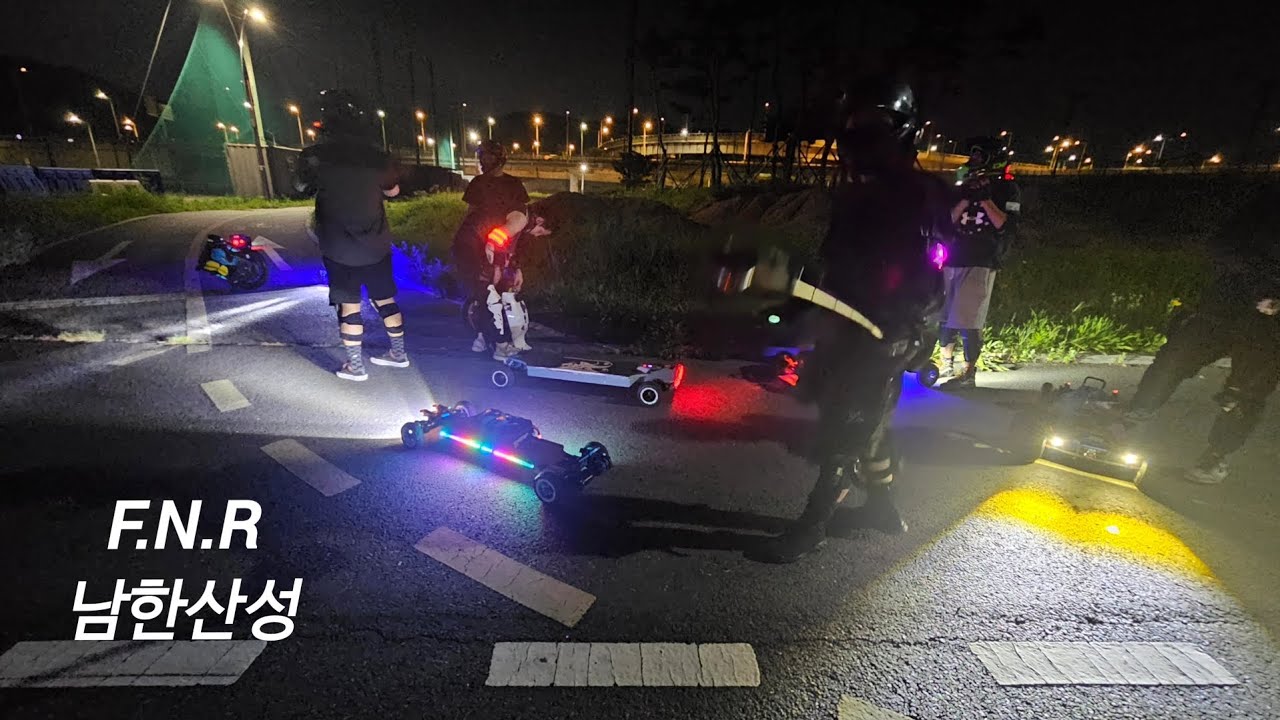 esk8-riding-friday-night-riders-youtube