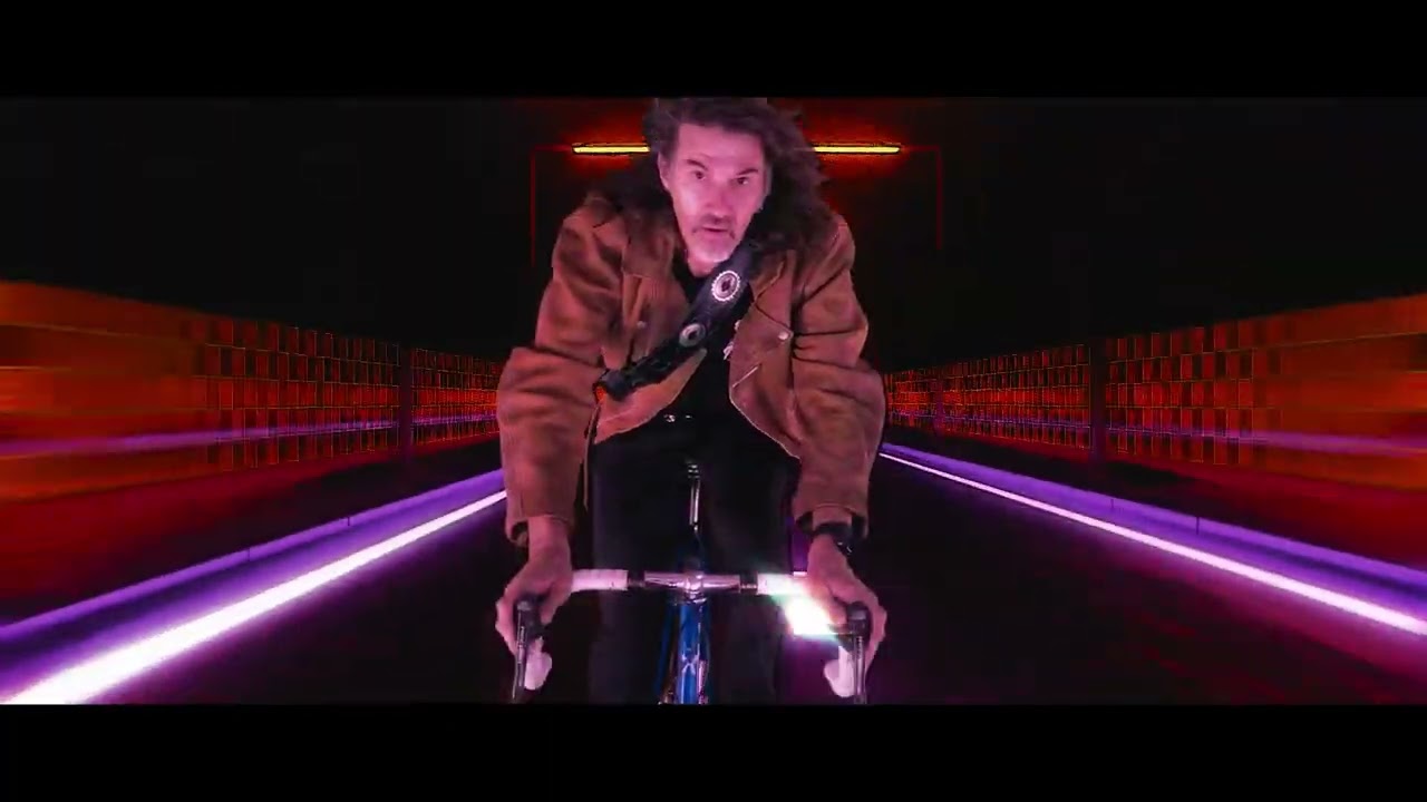 Café Racer by Simon Gardner