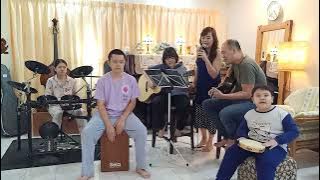 SU SU LIAM LIAM Ooi Ho Li Ai Tio Pa Lang (為何你愛著別人)