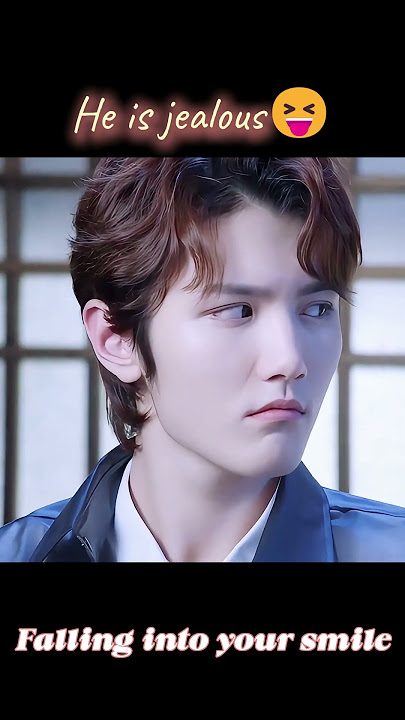 He is jealous🥺💕| Falling Into Your Smile | YOUKU Shorts