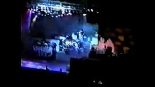 Vanilla Ice - Extremely Live Concert [1991] Part 1