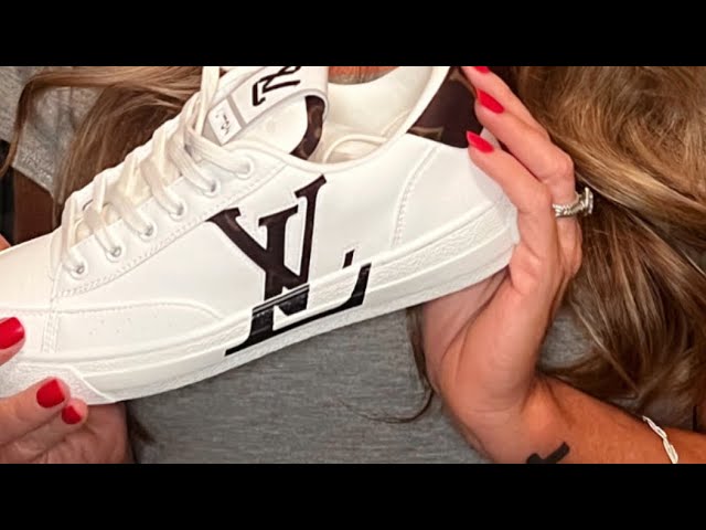 UNBOXING LOUIS VUITTON TIME OUT SNEAKERS #1A87OR