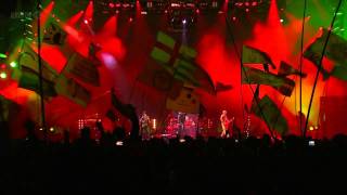 U2 Live at Glastonbury (HD) - Sunday Bloody Sunday
