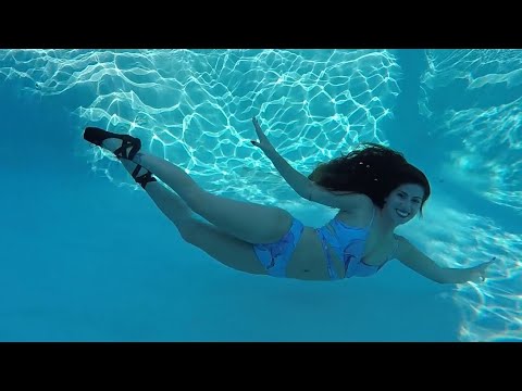 Underwater dancing series