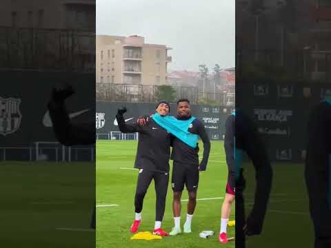 🤣🤦♀️rafinha x fati Barcelona training winners رافينيا وفاتي الخاسرين مع الفائزين 🤣برشلونة تدريبات