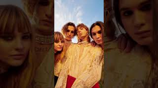 AI expands MÅNESKIN photos! 😂 #maneskinedit #maneskin #måneskinfan #edit #maneskinofficial #viral