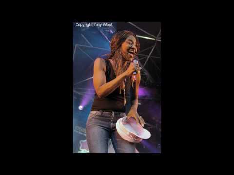Viola Wills — Viola Wills - Over the rainbow
