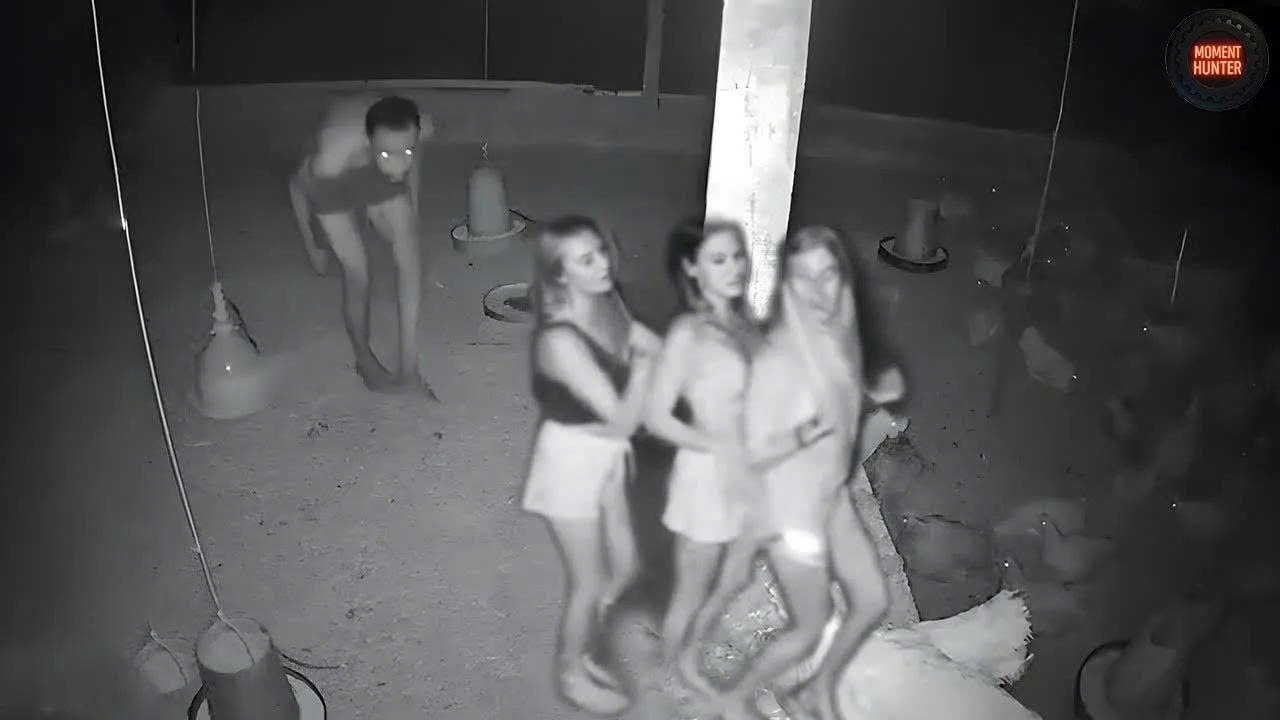 60 Real Life Shocking Moments Caught on CCTV – You Won’t Believe What Happens Next!