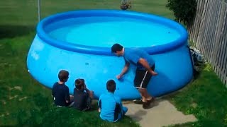 Quando De Repente Rasgam A Piscina...