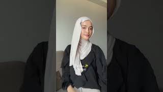 Tutorial pashmina kaos 1 jarum yang simpel banget, hasilnya rapi &amp; cocok buat dipakai sehari-hari! 💖