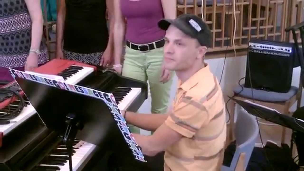 Gunars Kalnins with Berliner Soulchor - Ooh, Child - rehearsal in Denmark