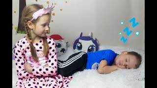 Диана как Мама и забота о малыше Di Di girl-Kids TV (0+)