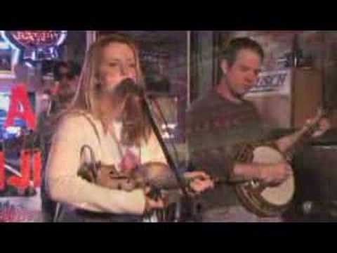 LAYLA'S Nashville Tribute to HANK WILLIAMS Sr Sara...