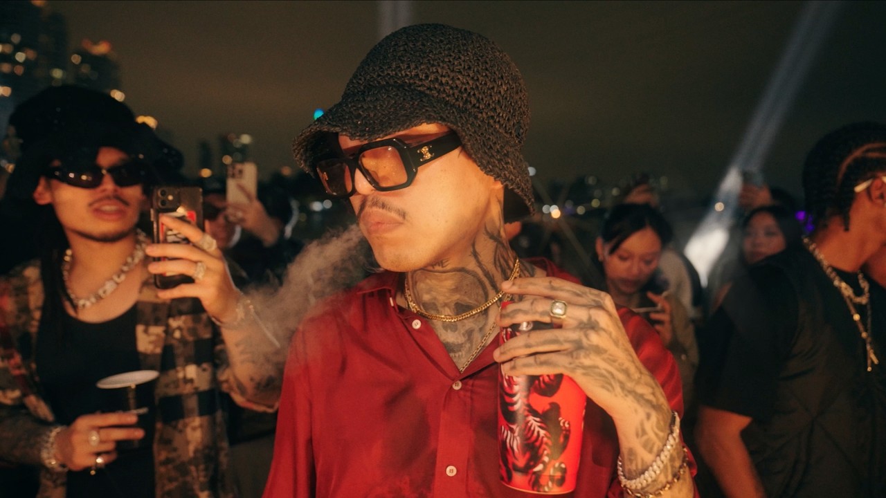 YOUNGOHM : ไฟกลางคืน (ALBUM LONGPLAY)