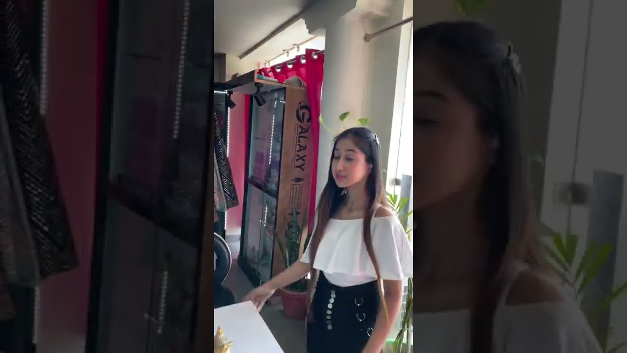 Orai Lakme salon - luxe Salon