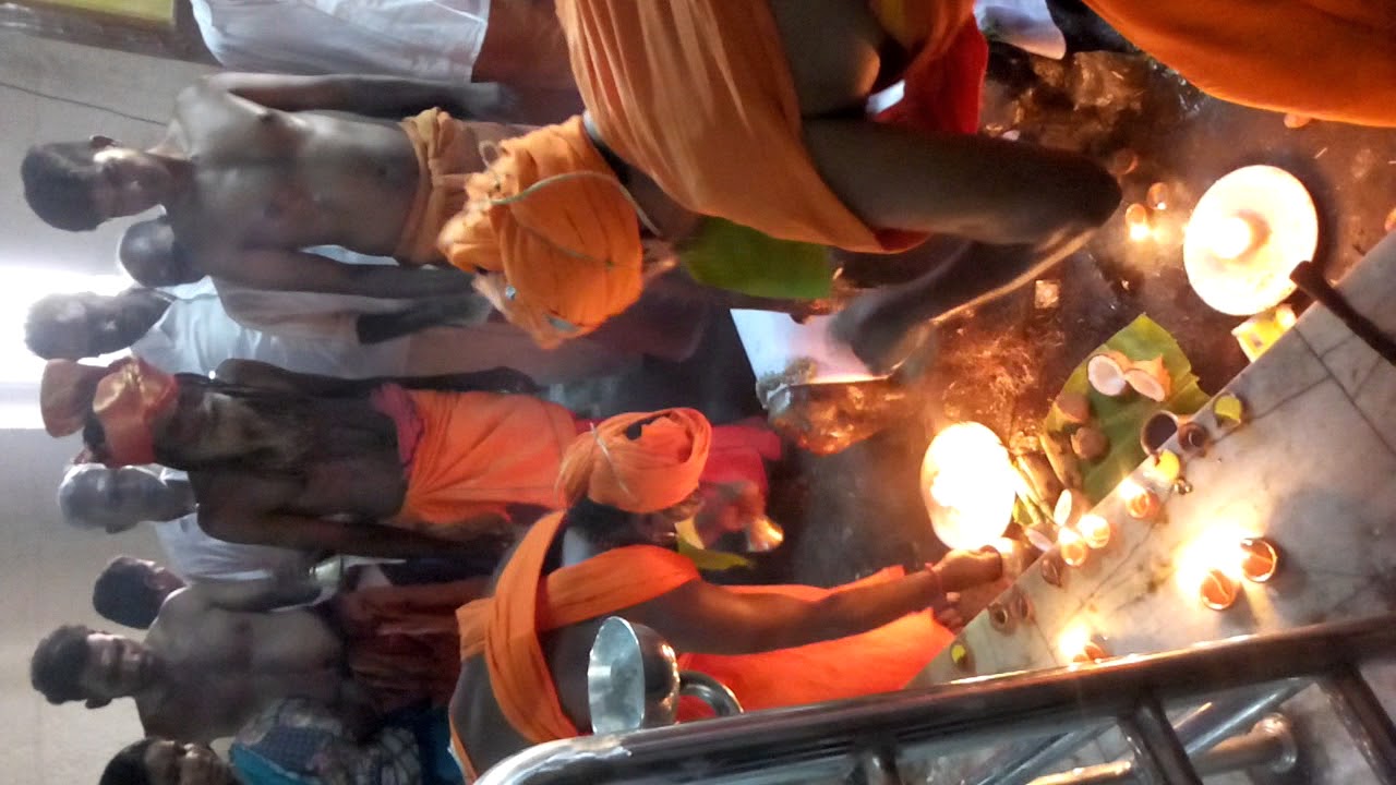 Karumathur Kadasari Nallakurumpan siththirai poojai function 2018