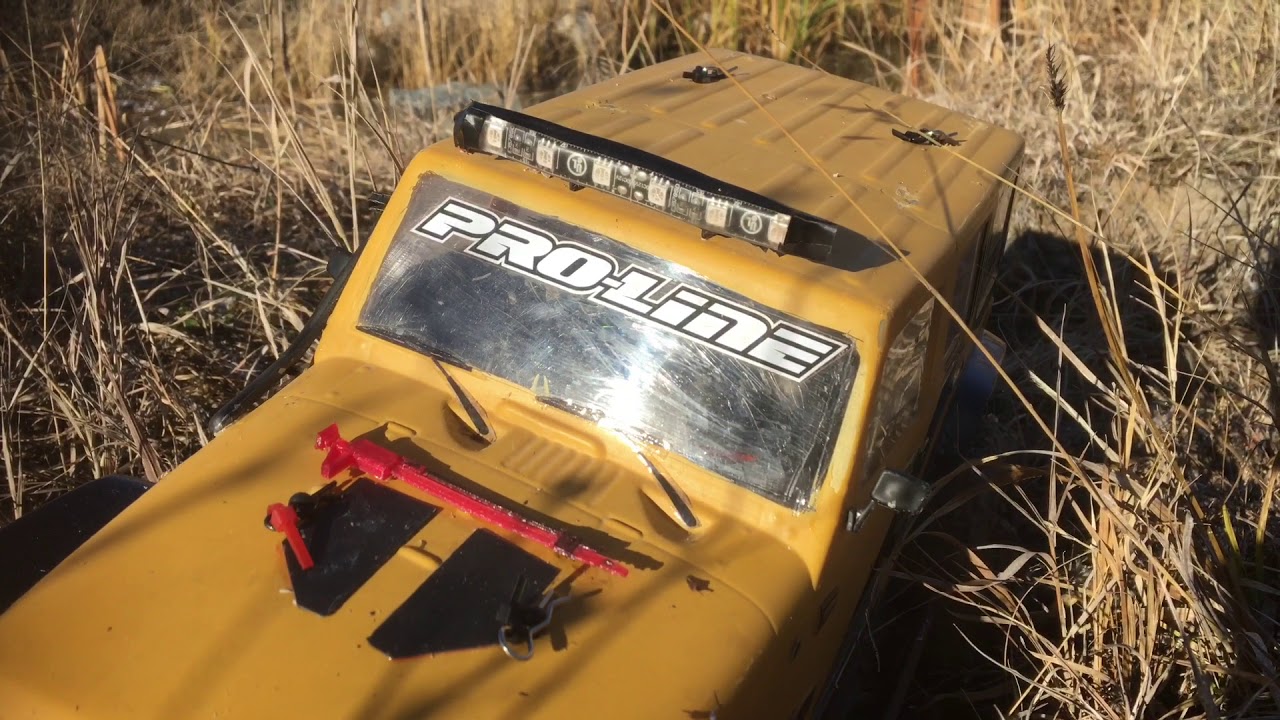 Short RC Film - Axial SCX10