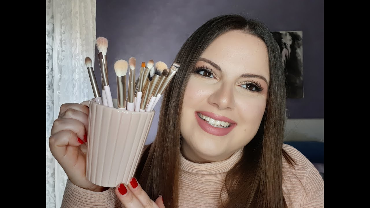 Finalmente li ho provati anchio! PENNELLI JESSUP 😻