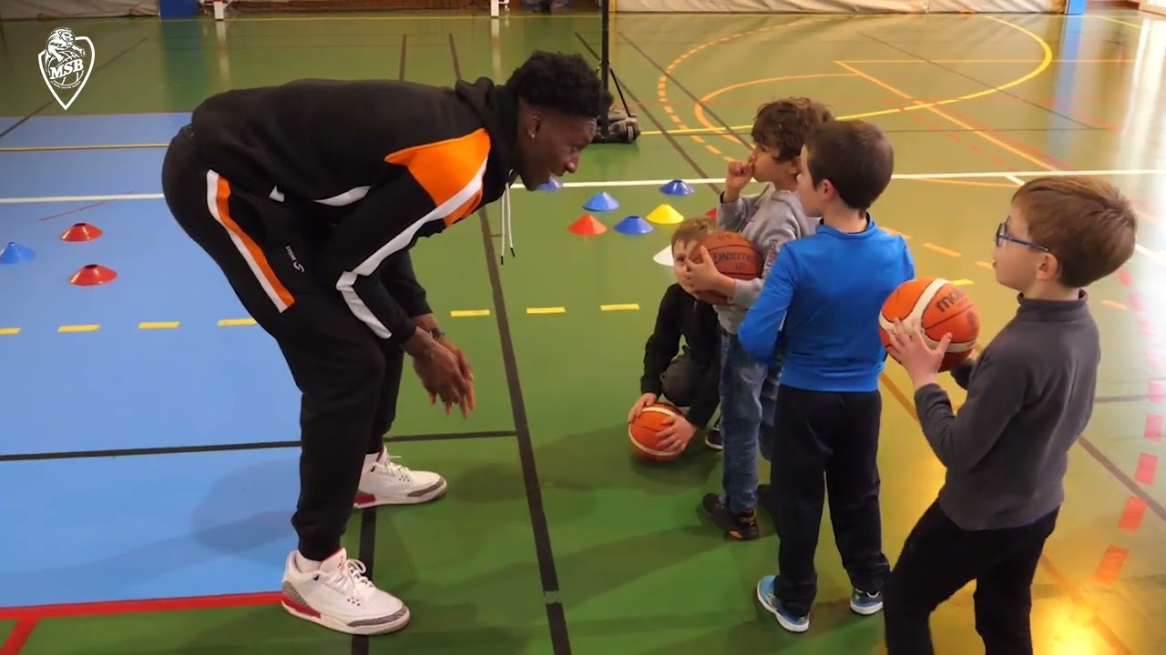 𝙑𝙞𝙨𝙞𝙩𝙚 𝙙𝙪 𝙘𝙡𝙪𝙗 𝙙𝙚 𝘾𝙤𝙣𝙡𝙞𝙚 💥