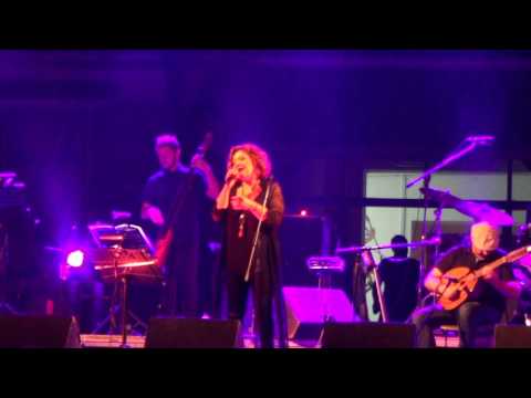 Γιώτα Νέγκα-Ένας ευαίσθητος